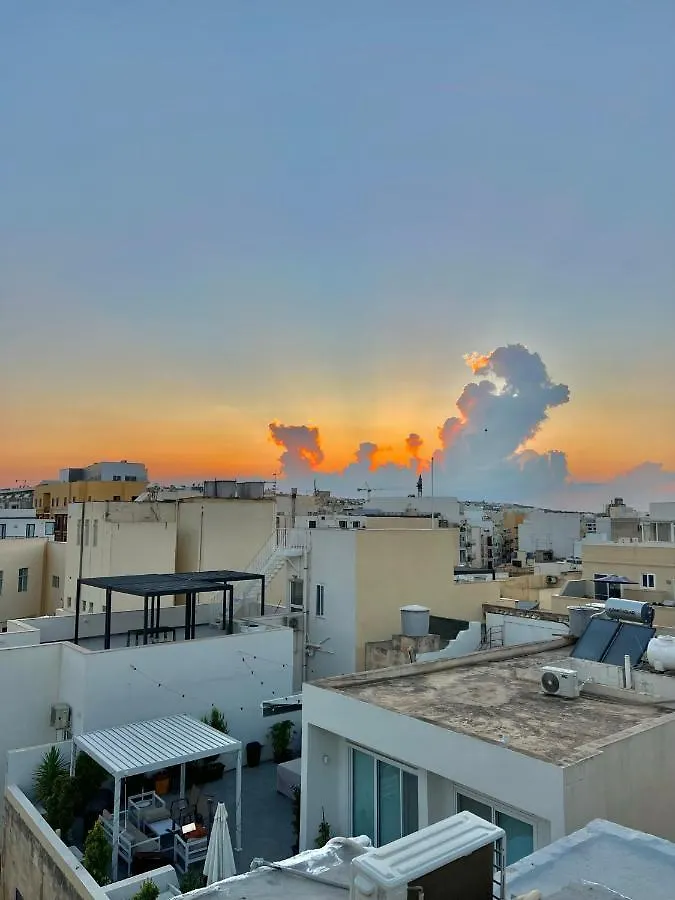 Room With Private Bathroom Sliema 0*,