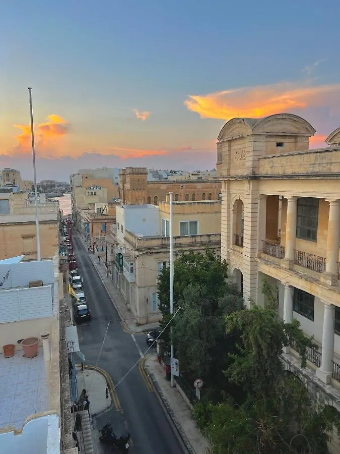 Room With Private Bathroom Sliema Malta
