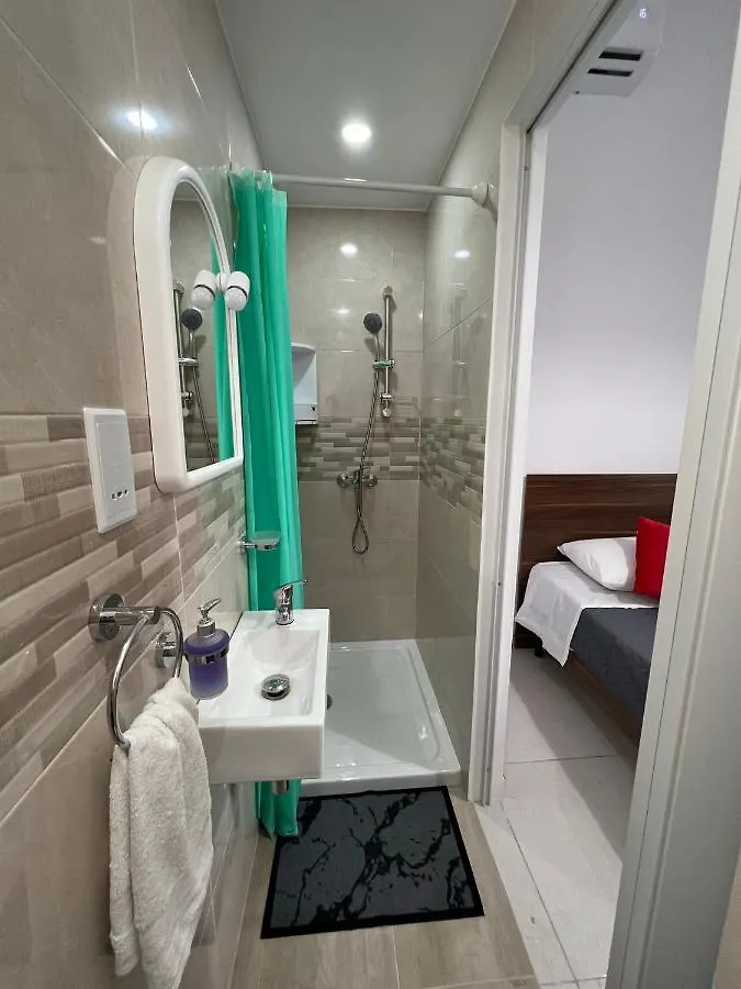 Room With Private Bathroom Sliema 0*,